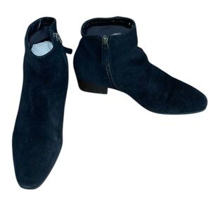Aquatalia black suede side zip weatherproof, stacked heel booties. Size 8 GUC